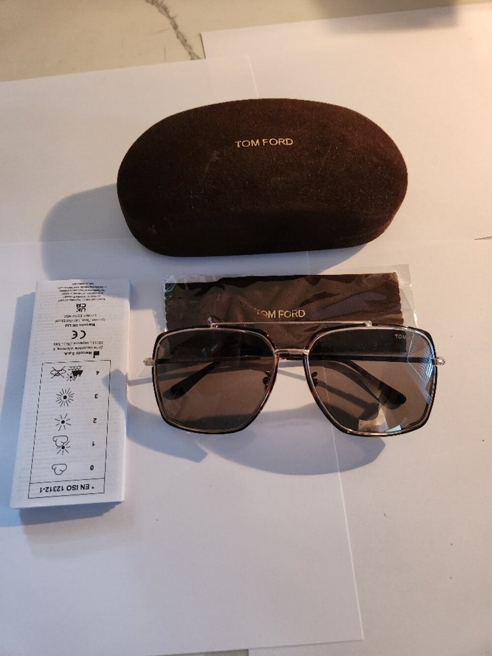 Tom Ford Lionel TF750-F Havana Gold Aviator Sunglasses Case - Picture 2 of 5